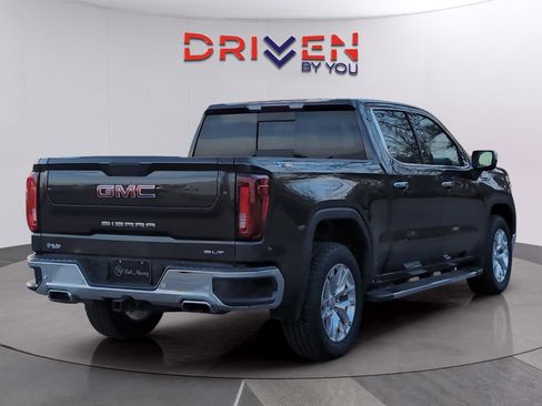 Used 2021 GMC Sierra 1500 SLT w/ SLT Premium Package image 5