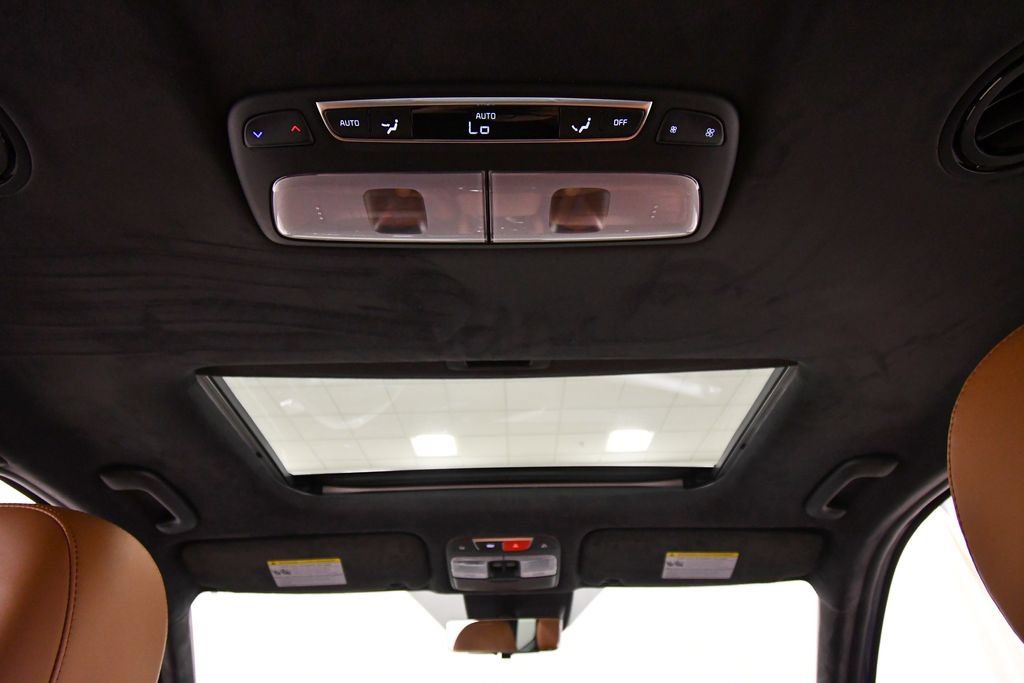 Certified 2025 Kia Telluride SX Prestige X-Line AWD/4WD image 18