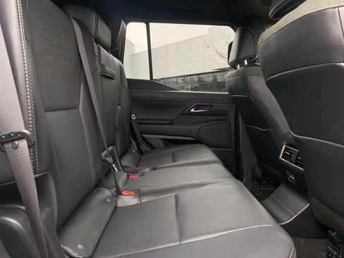 Certified 2025 Lexus GX 550 image 33