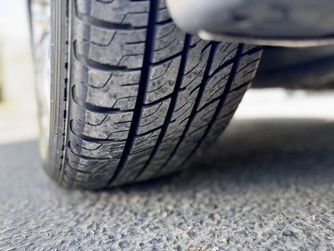 Used 2013 Lexus ES 350 ES 350 Sedan 4D w/ Luxury Pkg image 14