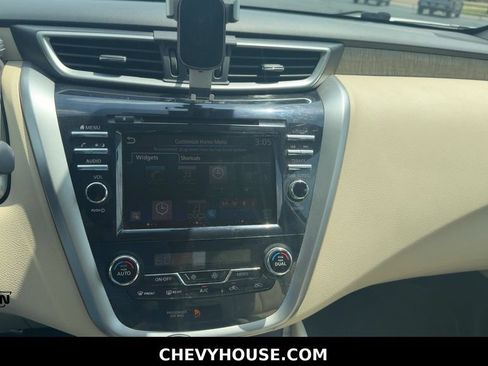 Used 2022 Nissan Murano SV w/ Cargo Package FWD image 17
