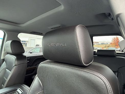 Used 2019 GMC Sierra 2500 Denali w/ Duramax Plus Package image 11