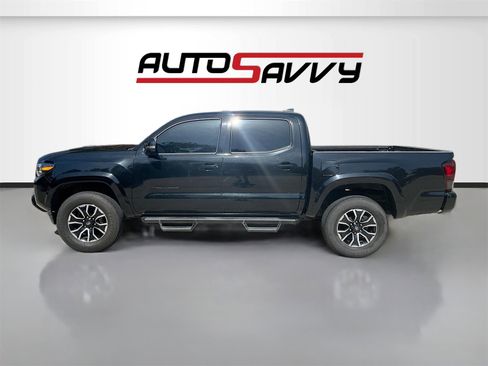 Used 2023 Toyota Tacoma TRD Sport image 4
