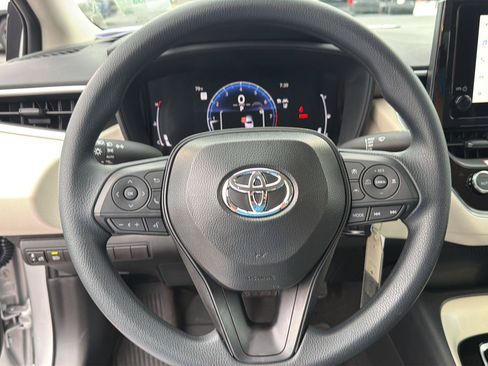 New 2026 Toyota Corolla LE FWD image 19