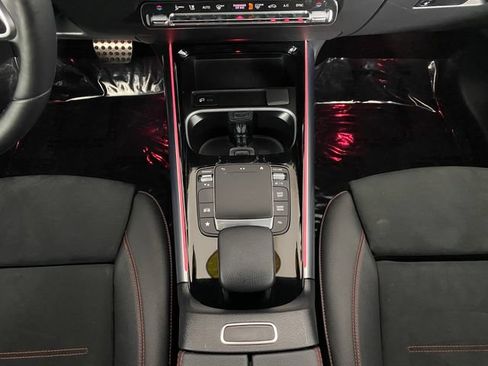 Used 2023 Mercedes-Benz GLA 250 4MATIC image 16
