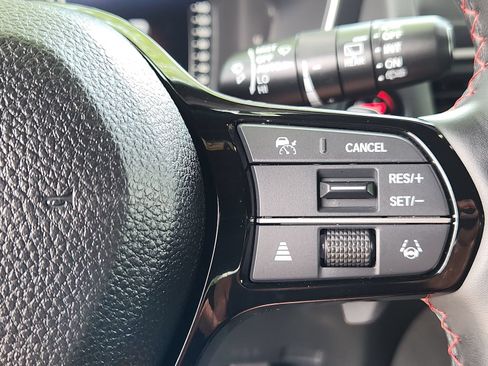 Certified 2025 Honda Pilot Black Edition image 20