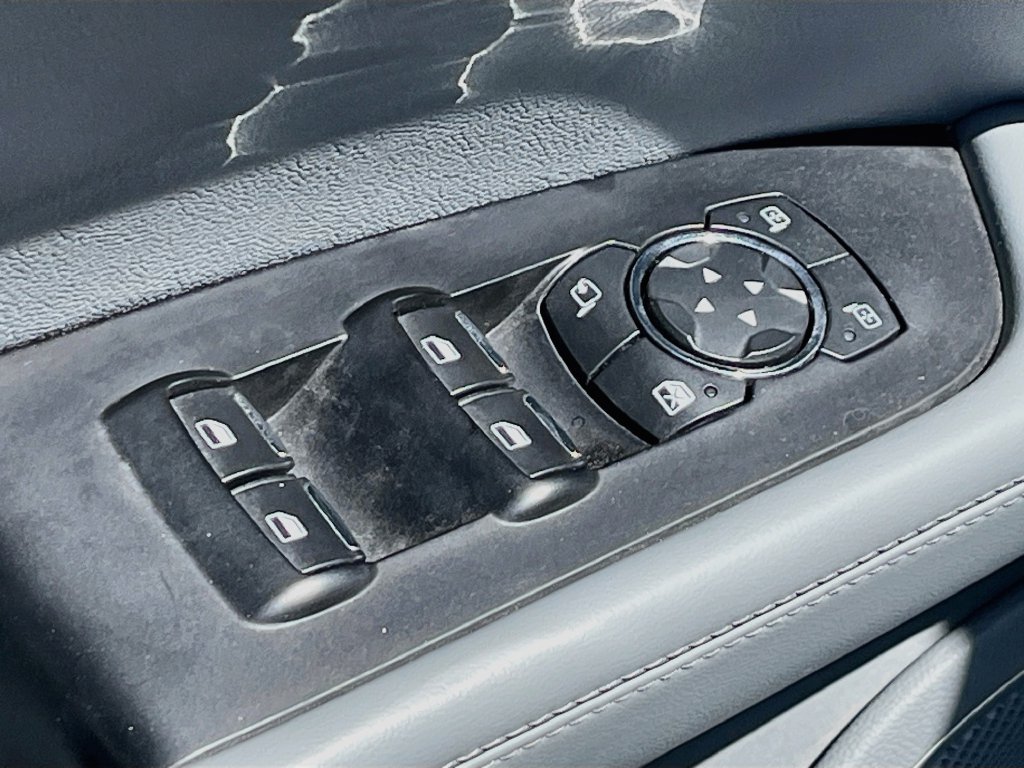 Used 2022 Lincoln Nautilus Reserve FWD image 18