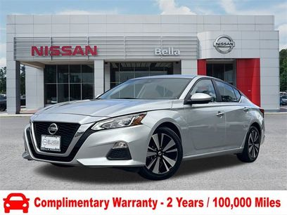 Used 2022 Nissan Altima 2.5 SV