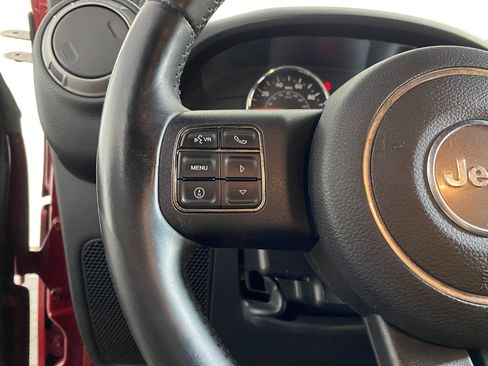 Used 2013 Jeep Wrangler Unlimited Sport image 16