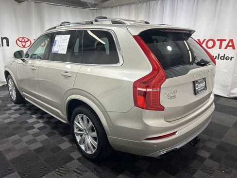 Used 2016 Volvo XC90 T6 Momentum image 5