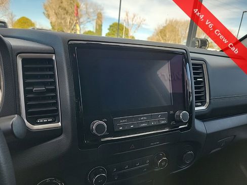 Used 2022 Nissan Frontier SV image 30