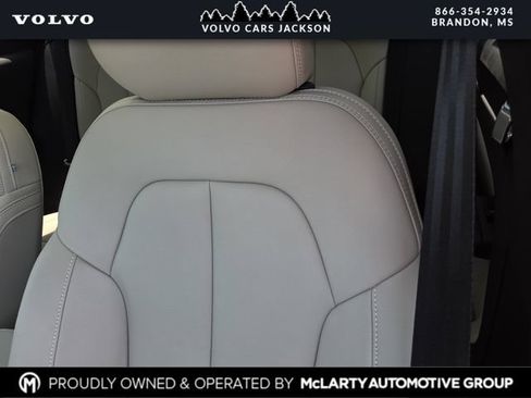 Certified 2026 Volvo XC40 B5 Plus w/ Protection Package Premier AWD/4WD image 16