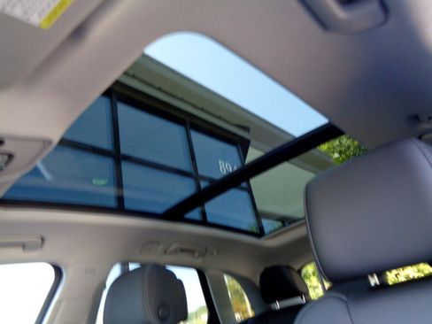 Used 2024 Audi Q5 2.0T Premium w/ Convenience Package image 14