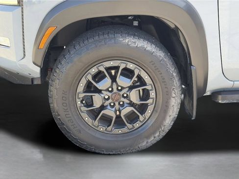 Used 2023 Nissan Frontier PRO-4X w/ Pro-4X Premium Package AWD/4WD image 35