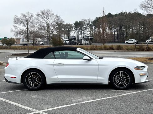 Used 2023 Ford Mustang Premium image 21