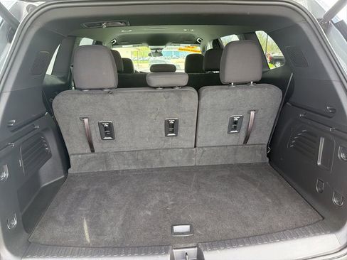 Certified 2025 GMC Acadia Elevation image 11