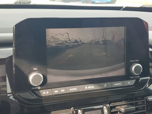 Certified 2022 Nissan Pathfinder SV w/ SV Premium Package image 24