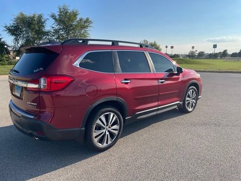 Used 2019 Subaru Ascent Touring AWD/4WD image 3