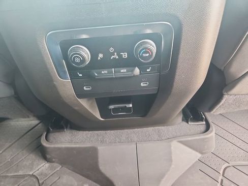 Used 2023 Chevrolet Tahoe LT w/ LT Signature Plus Package image 21