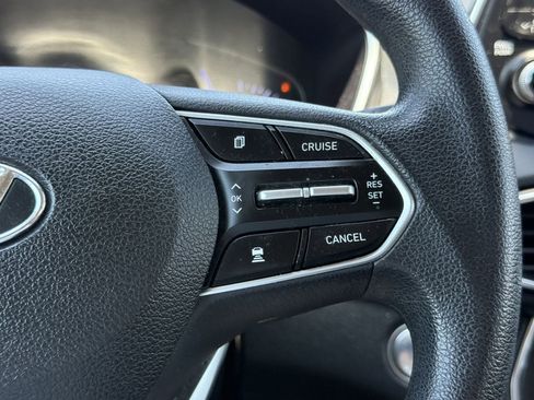 Used 2019 Hyundai Santa Fe SEL FWD image 14