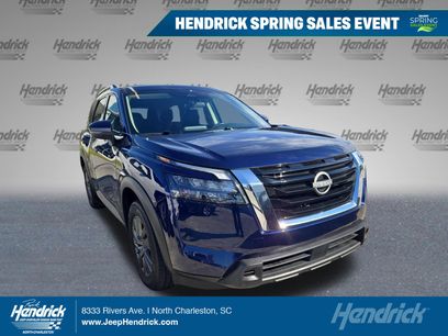 Used 2025 Nissan Pathfinder SV