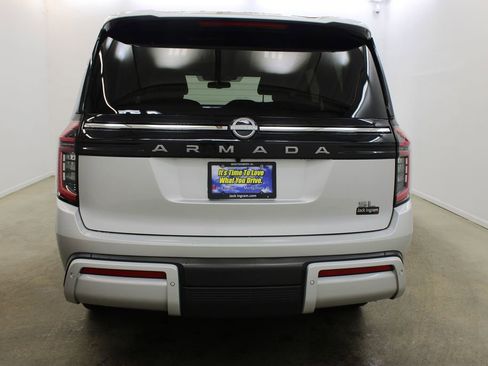 Used 2025 Nissan Armada SL w/ Captain's Chari Seat Package RWD image 4