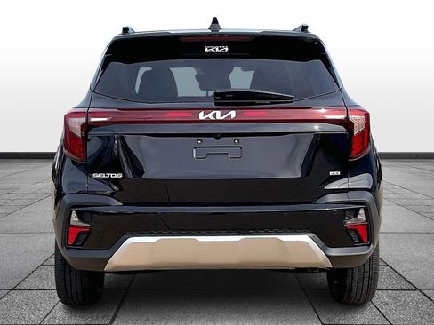 Used 2025 Kia Seltos EX w/ EX Sunroof Package image 4
