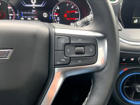 Certified 2025 Chevrolet Blazer RS w/ Driver Confidence II Package image 24