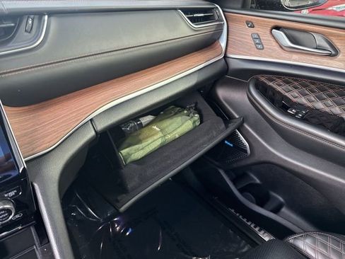 Used 2022 Jeep Grand Cherokee Summit w/ Adv Protech Group IV image 36