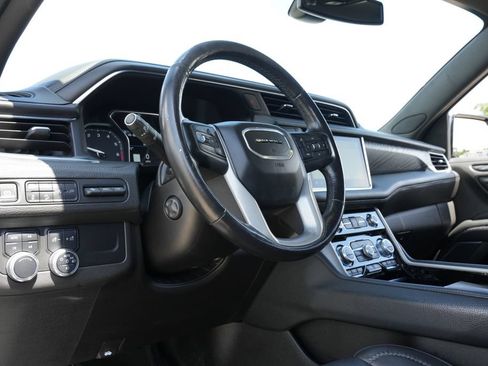 Used 2021 GMC Yukon Denali AWD/4WD image 15