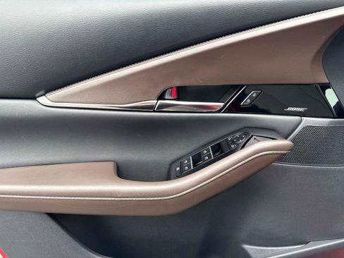 Certified 2025 MAZDA CX-30 AWD 2.5 S w/ Premium Package image 19