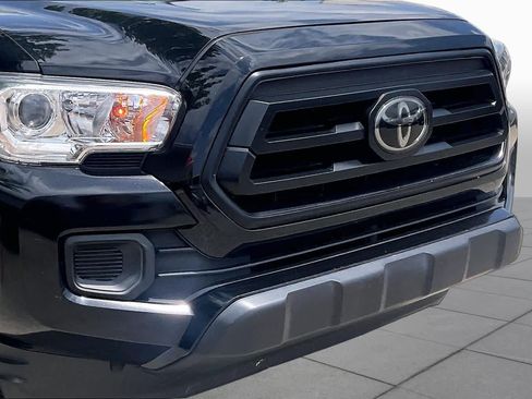 Used 2021 Toyota Tacoma SR w/ SR Convenience Package RWD image 29