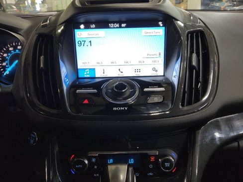 Used 2016 Ford Escape Titanium image 25