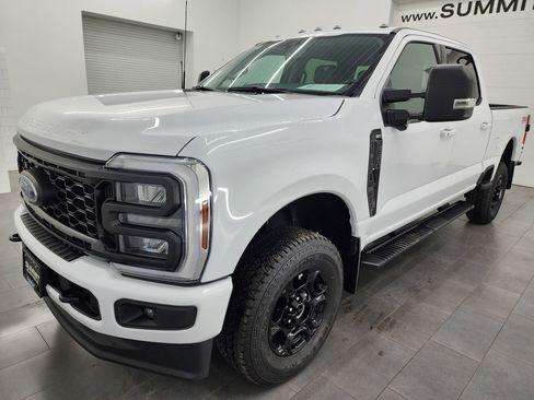 Used 2024 Ford F350 XLT w/ XLT Premium Package image 7