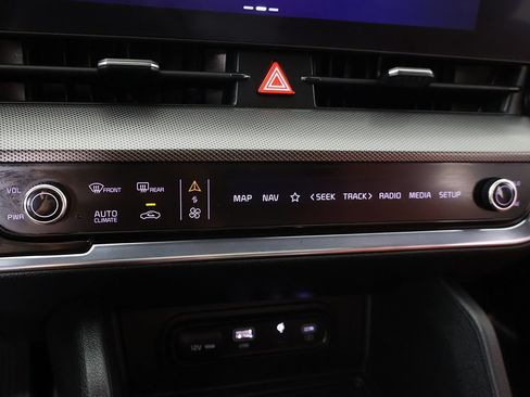 Used 2024 Kia Sportage SX FWD image 55