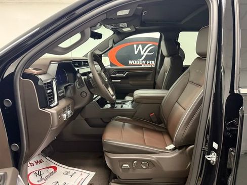 New 2026 GMC Sierra 1500 Denali w/ Denali Reserve Package image 9