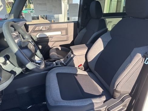 New 2025 Ford Bronco Base w/ Sasquatch Package image 13