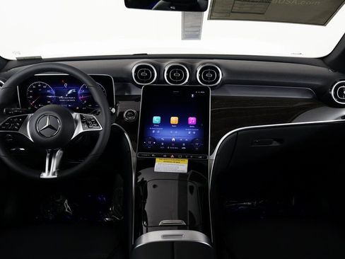 New 2026 Mercedes-Benz GLC 300 4MATIC image 4