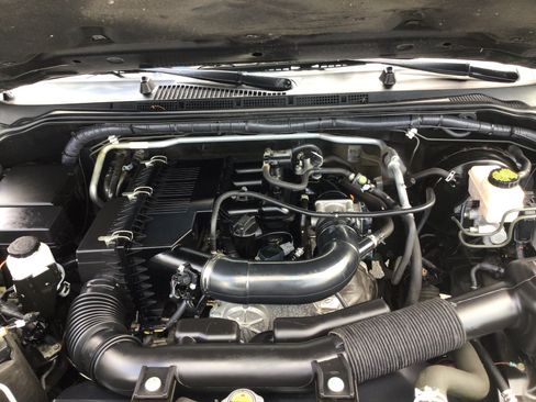 Used 2017 Nissan Frontier SV RWD image 10