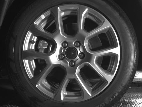 Used 2025 Jeep Compass Limited image 14