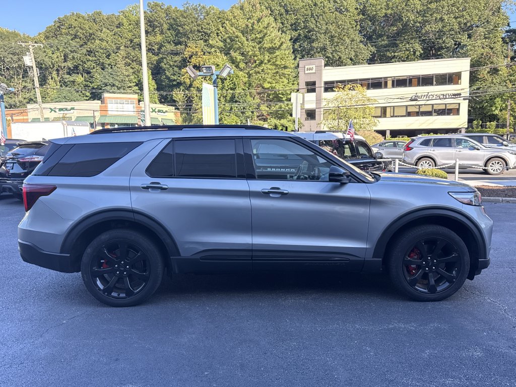 Used 2023 Ford Explorer ST w/ Equipment Group 401A AWD/4WD image 3