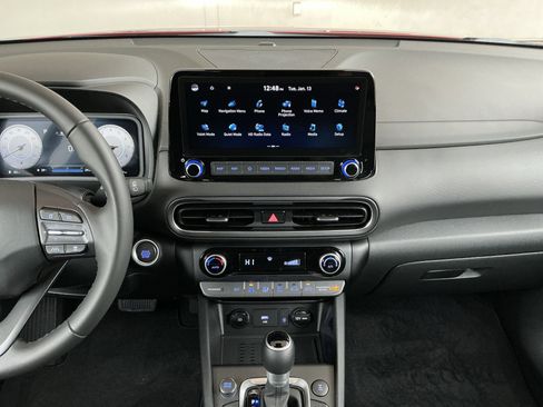 Used 2023 Hyundai Kona Limited image 9