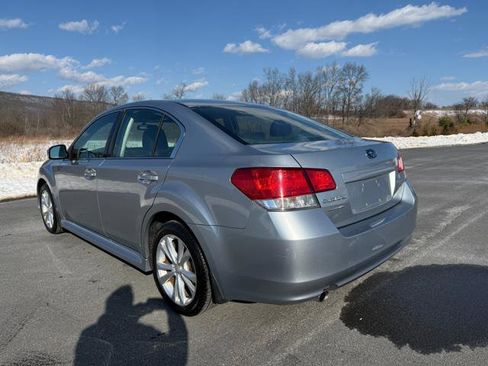 Used 2013 Subaru Legacy 2.5i Premium w/ All-Weather Pkg image 8