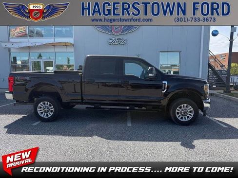 Certified 2019 Ford F250 XLT AWD/4WD image 1