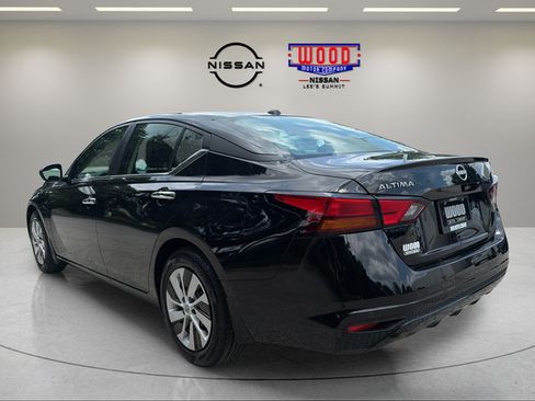 Certified 2025 Nissan Altima 2.5 S FWD image 6