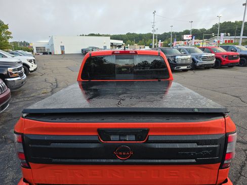 Used 2026 Nissan Frontier PRO-4X w/ Pro Premium Package AWD/4WD image 5