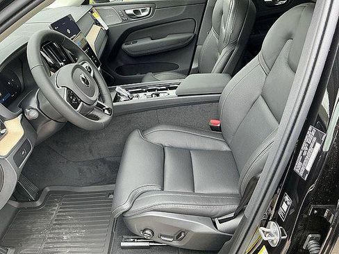 New 2026 Volvo XC60 B5 Ultra w/ Climate Package AWD/4WD image 14