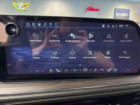 New 2026 Chevrolet Suburban Premier image 40