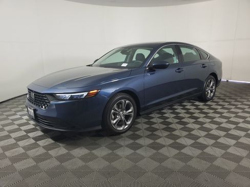 Used 2024 Honda Accord EX image 8