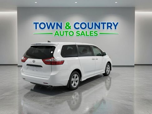 Used 2020 Toyota Sienna L FWD image 6